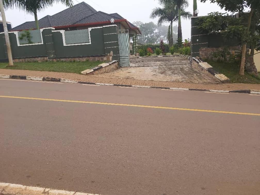 Comfort B&B Kigali Bagian luar foto